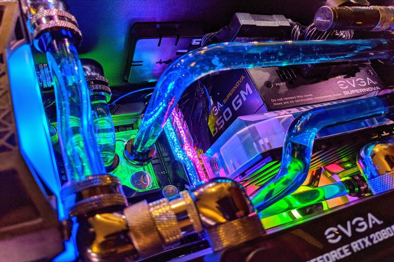 strategi atomar dragt Inside The Fastest Gaming PC In The World