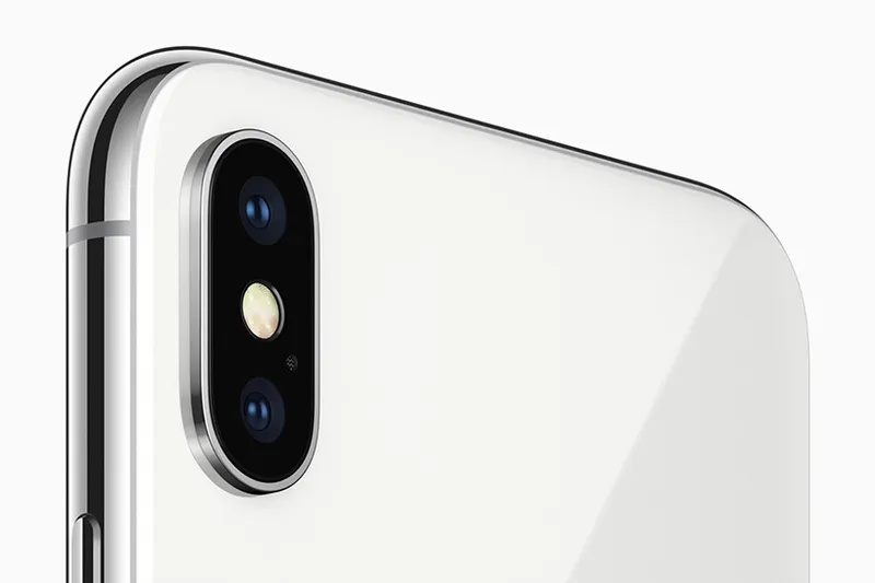 Video: The Apple iPhone X unlocks with facial recognition!! 3