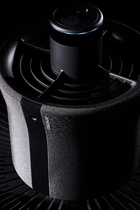 Video: Security drone that roams your home on its own... 2
