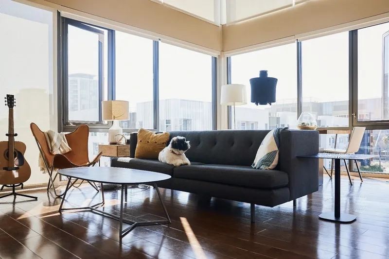 Video: Security drone that roams your home on its own... 5