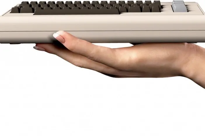 The Commodore 64 gets reinvented for nostalgic gamers!! 3