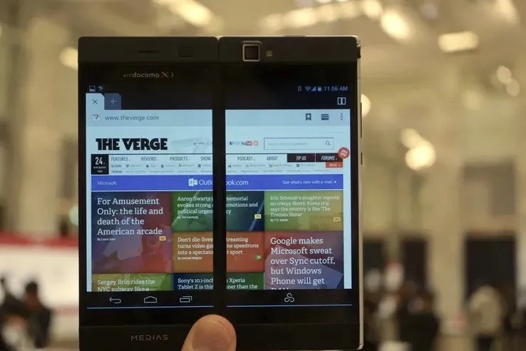 ZTE may unveil a dueal-screen folding phone!! 2