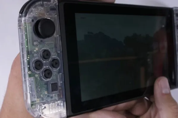 Video: You can make a beautiful, transparent Nintendo Switch. Here is how... 2