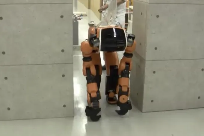 Video: Honda reveals a new robot at IROS conference! 2