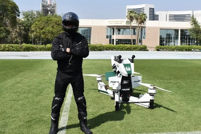 Video: Dubai Police unveils a new hoverbike!! 1