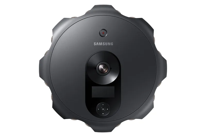 Intorducing Samsung's new 360 Round camera 1