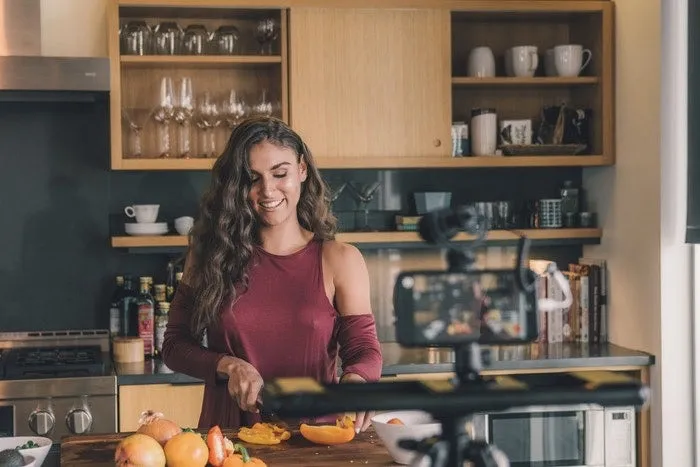 Video: This camera slider makes filming worth it 2