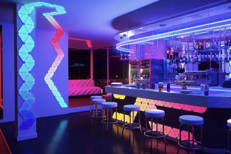 Video: This smart lighting panel changes colour to music 1