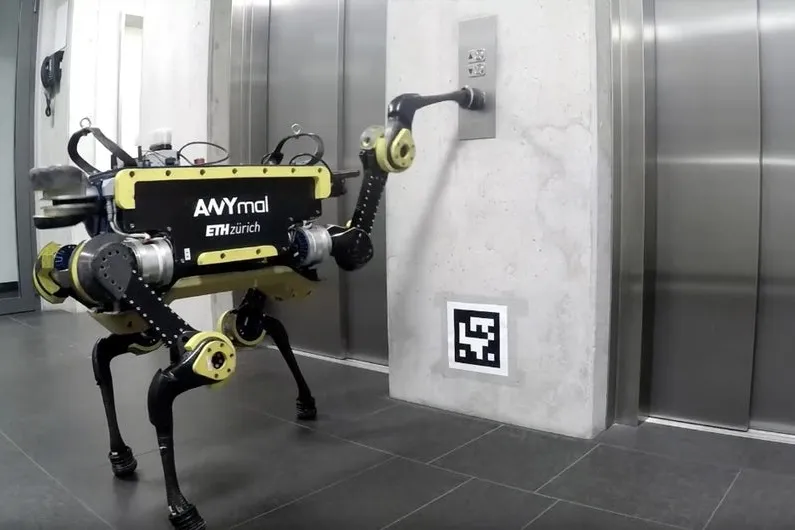Video: The ANYmal quadruped robot can use an elevator 2