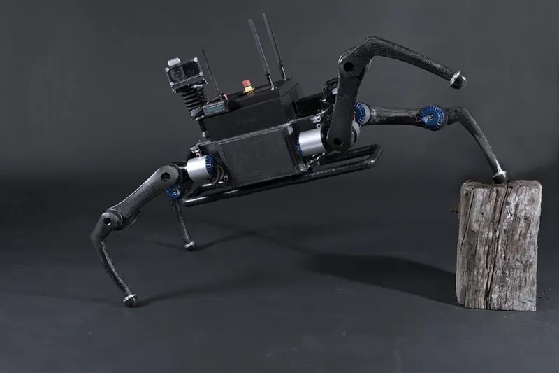 Video: The ANYmal quadruped robot can use an elevator 3