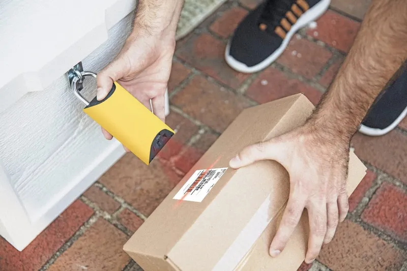 Video: This BoxLock only opens for your courier 1