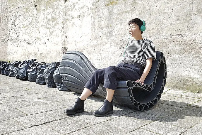 3D-Printer plastic bags become urban furniture