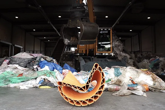 3D-Printer plastic bags become urban furniture