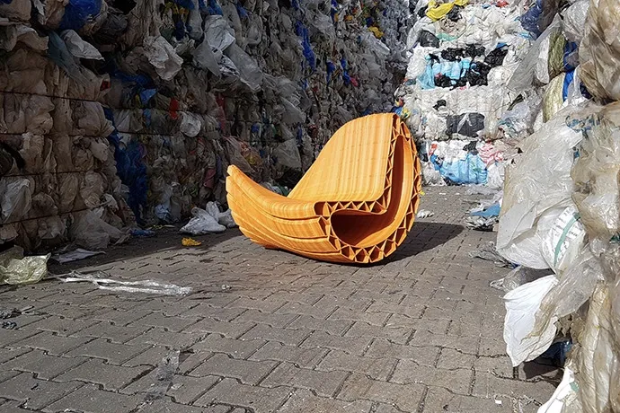 3D-Printer plastic bags become urban furniture