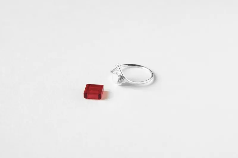 3D-printed Lego jewellery by Hintlab! 3