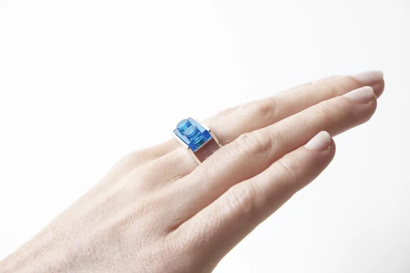 3D-printed Lego jewellery by Hintlab! 6