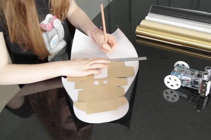 Video: T-BOTS is a two-wheeled balancing robot providing an interactive way to learn programming