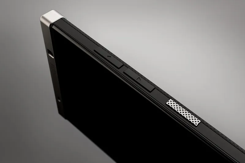 Concept: If BlackBerry ditched the keyboard 5