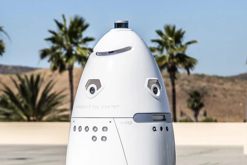 Robots are being deployed to shoo homeless people, 1