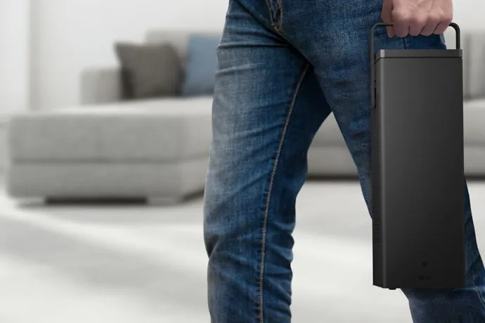 CES 2018 introduces LG 4K UHD projector, beams anywhere!!