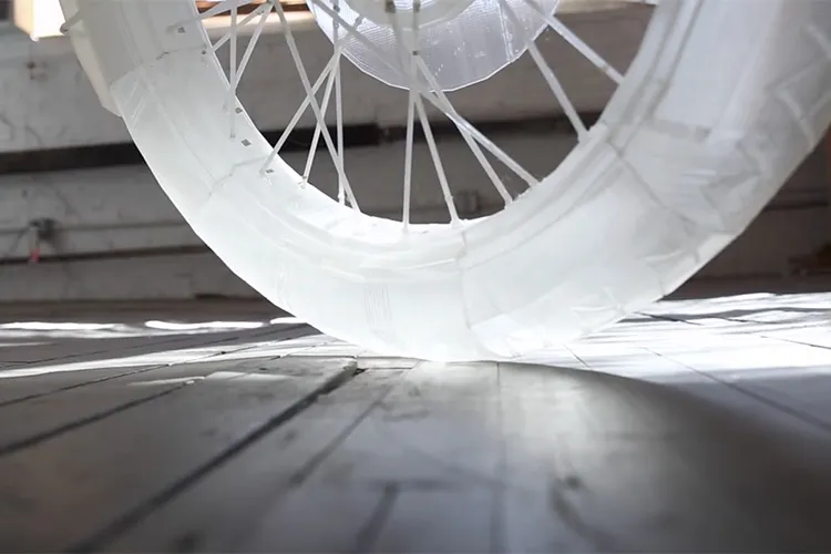 An Artist 3D Prints his Own Motorbike!! 2