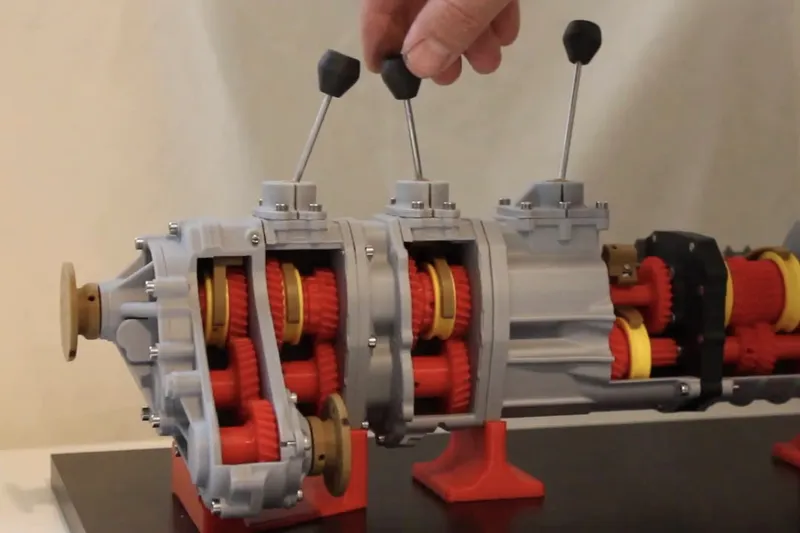 3D Printed 4WD transfer case and double gear box