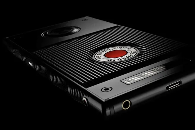 Camera Maker RED reveals a smartphone with 'Holographic' display!! 0