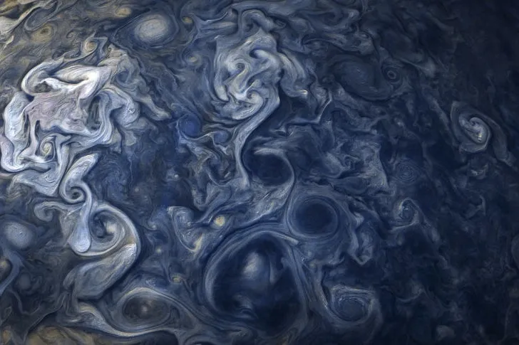 The clouds on Jupiter looks fake