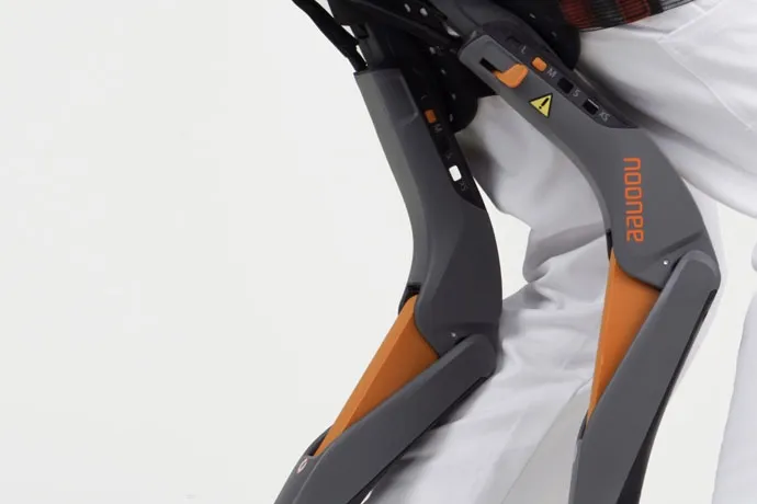 Video: 'Chairless Chair' might be the future for factory workers!! 3