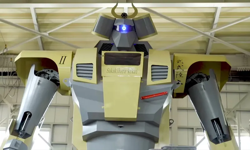 This guy claims to have built the world's largest robot