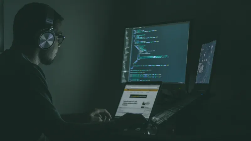Apple Was Hacked, By A Teenager in Australia!!