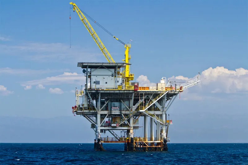 How Do Oil Rigs Get Their Groceries Supply