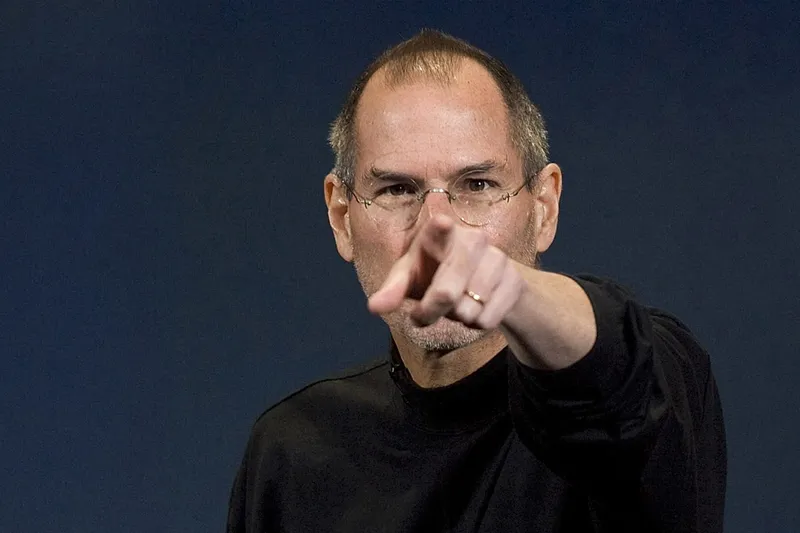 Steve Jobs Made 3 AM Phone Calls To Argue About Apple Ads