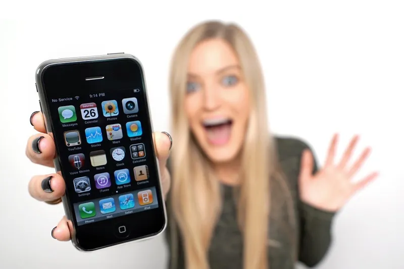 Unboxing Original iPhone 2007