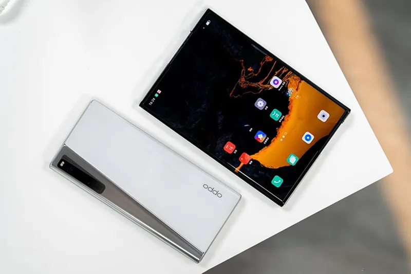Oppo X 2021 - Worlds First Shapeshifting Smartphone