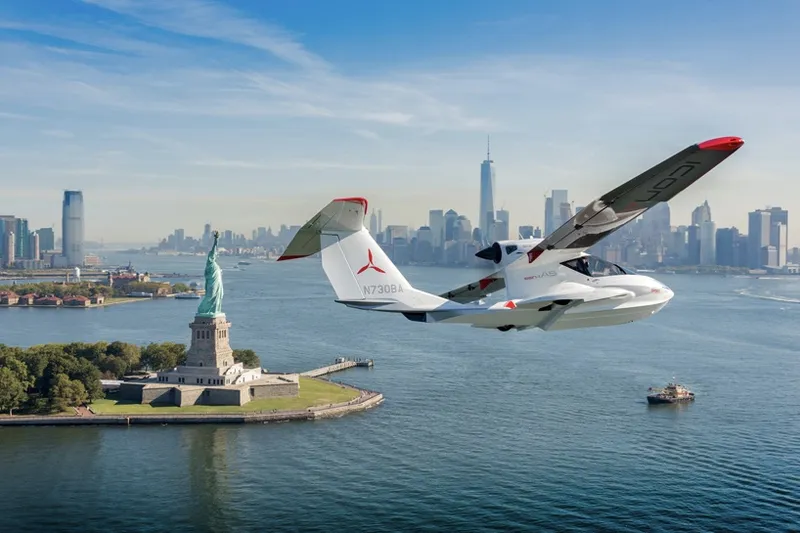 Video: The Icon A5 Aircraft features foldable wings! 0
