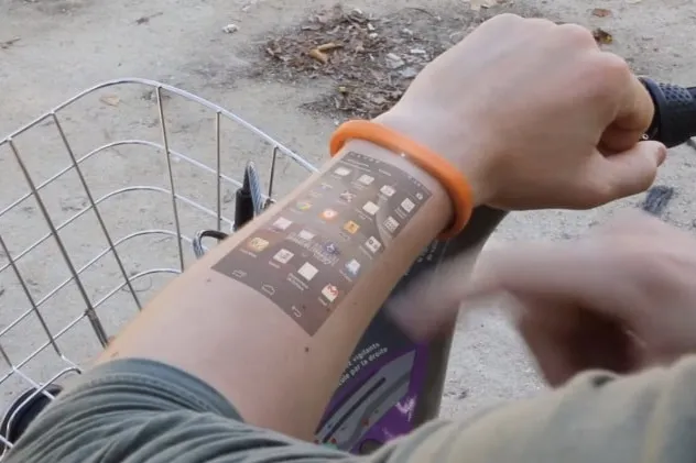 Video: This bracelet turns your skin into your smartphone!!