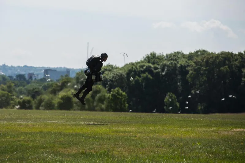 Video: a 3D Printed Iron Man suit that really flies!! 1