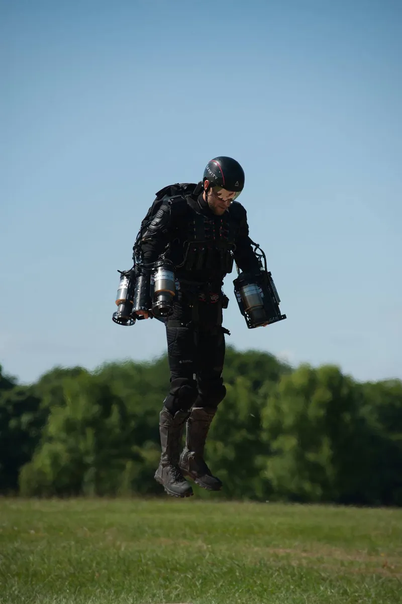 Video: a 3D Printed Iron Man suit that really flies!! 2