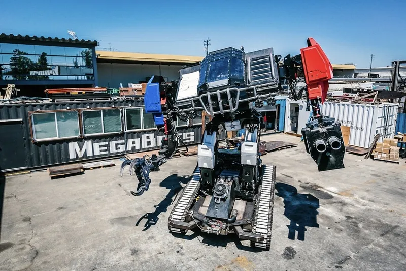 Video: Transformers are real, meet the MegaBots!! 0