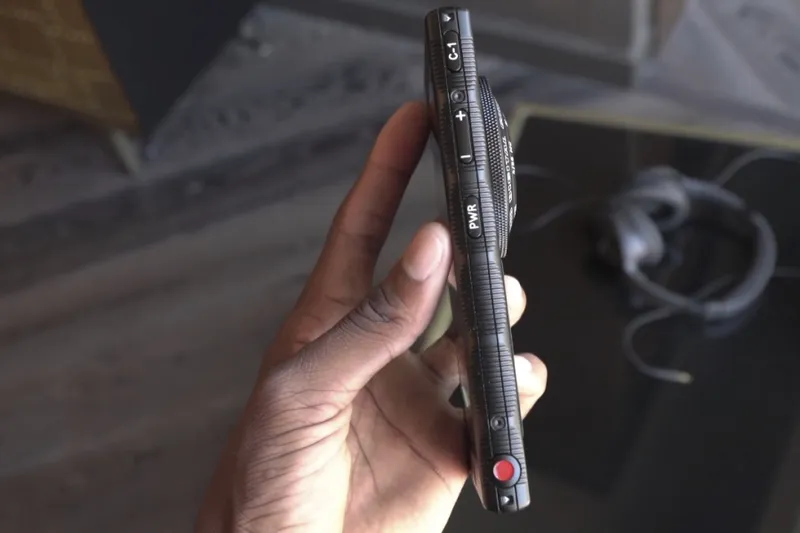 Video: The mysterious RED Hydrogen One smartphone is here!! 1