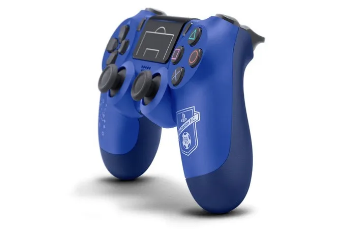 PlayStation announced a DualShock 4 for football season!! 2