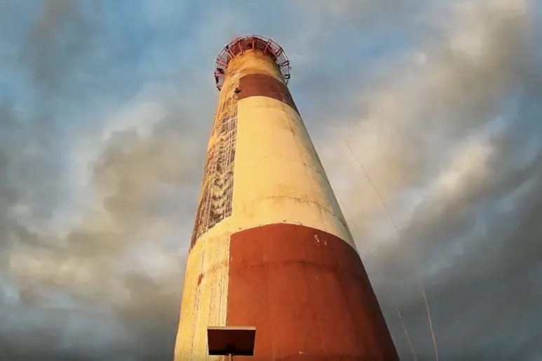 Video: SprayPainter's latest grafitti robot hits new heights!! 5
