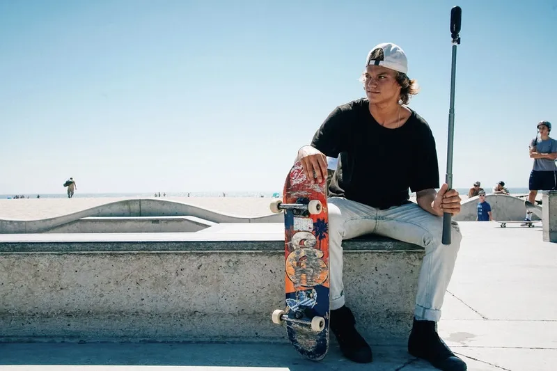 Video: Introducing the Insta360 ONE! 8