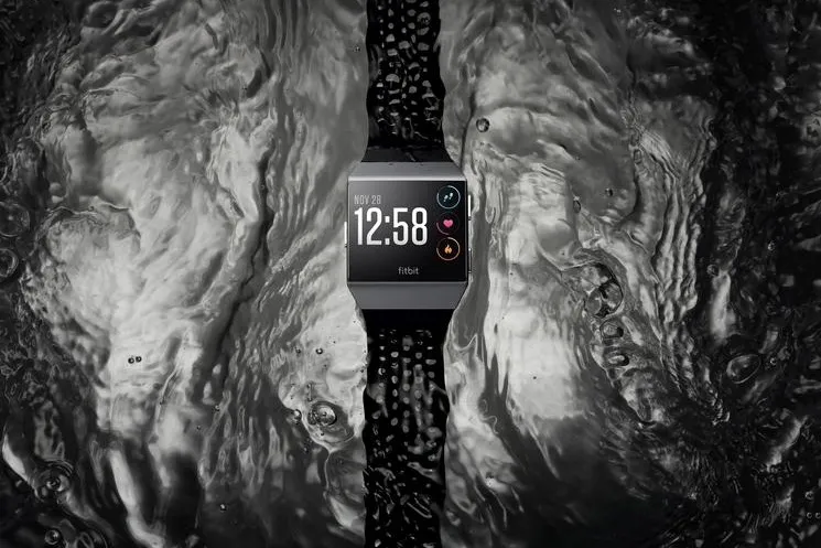 Video: Fitbit goes full-on WATCH!! 7