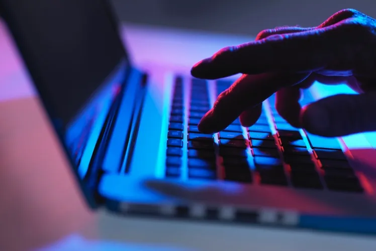 Giant spambot found with 711 million email addresses... 0
