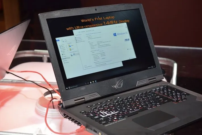 Imagine every gaming laptop had Asus' new 144 Hz display!! 2