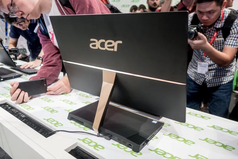 The Acer Predator Orion 9000 is an 18-core dream for l33t gamers! 3